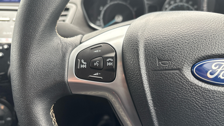 Ford Fiesta 1.0 EcoBoost Titanium 5dr Powershift Petrol Hatchback